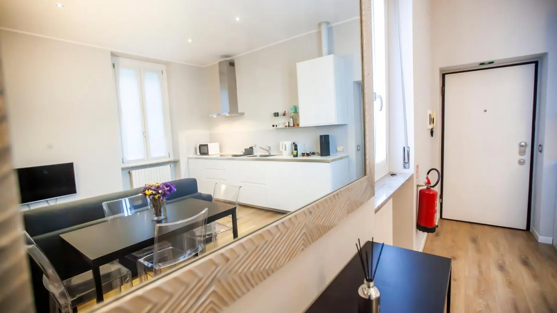 Casa Di Miriam Daire Como 0*,